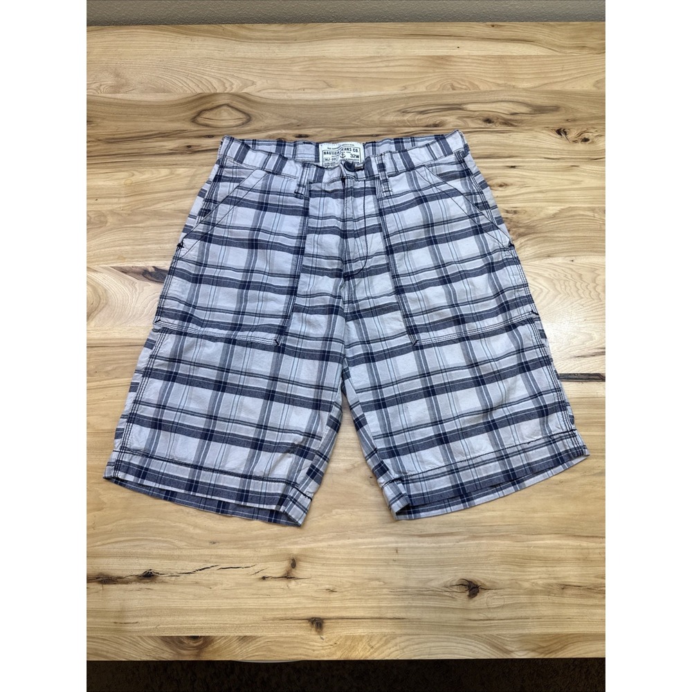 Nautica Jeans Company Shorts Mens Size 32W Lblue Gray Plaid Pockets